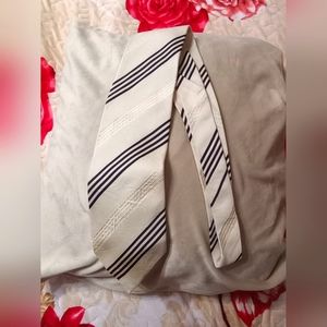 Dona Dona Men's Silk Tie